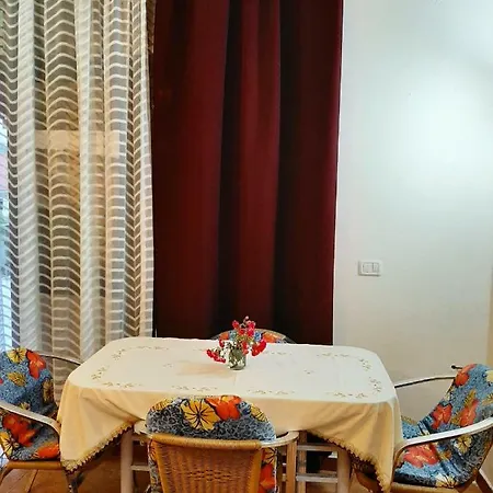 Apartament Near The Sea In Golem For 5 Persons *